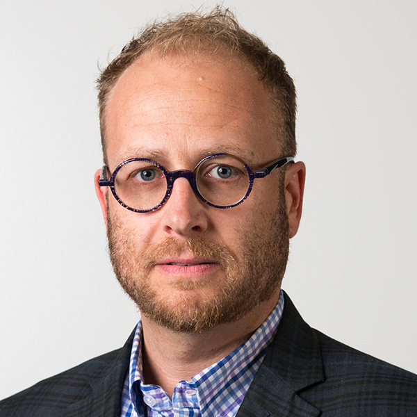 Dr. Eric Barnum