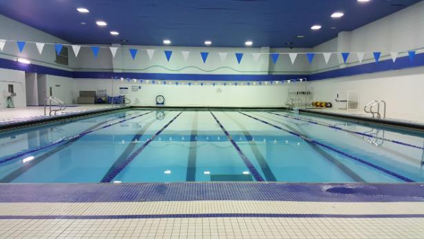 Picture of the Center Pool